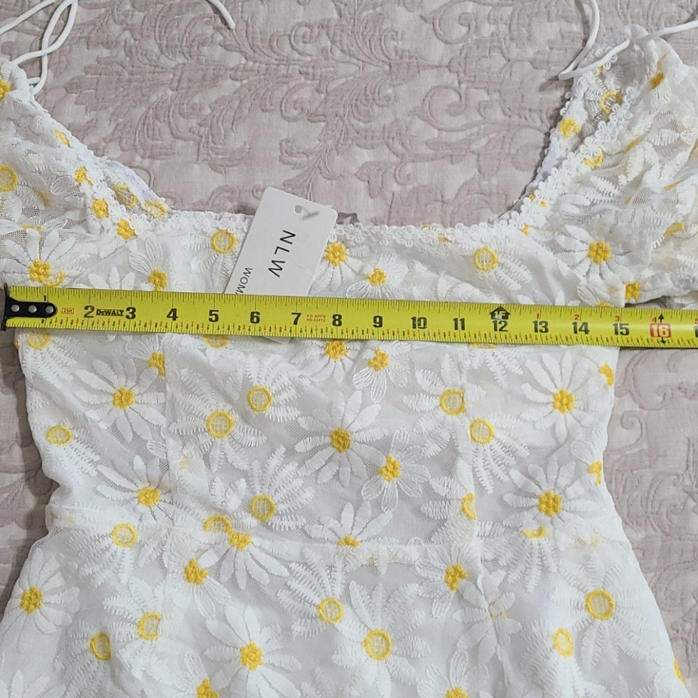 VINTAGE DAISY MINI DRESS - Picture 14 of 16